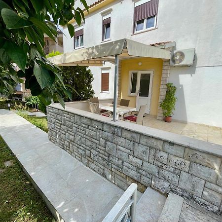 פורץ Apartments Lori מראה חיצוני תמונה