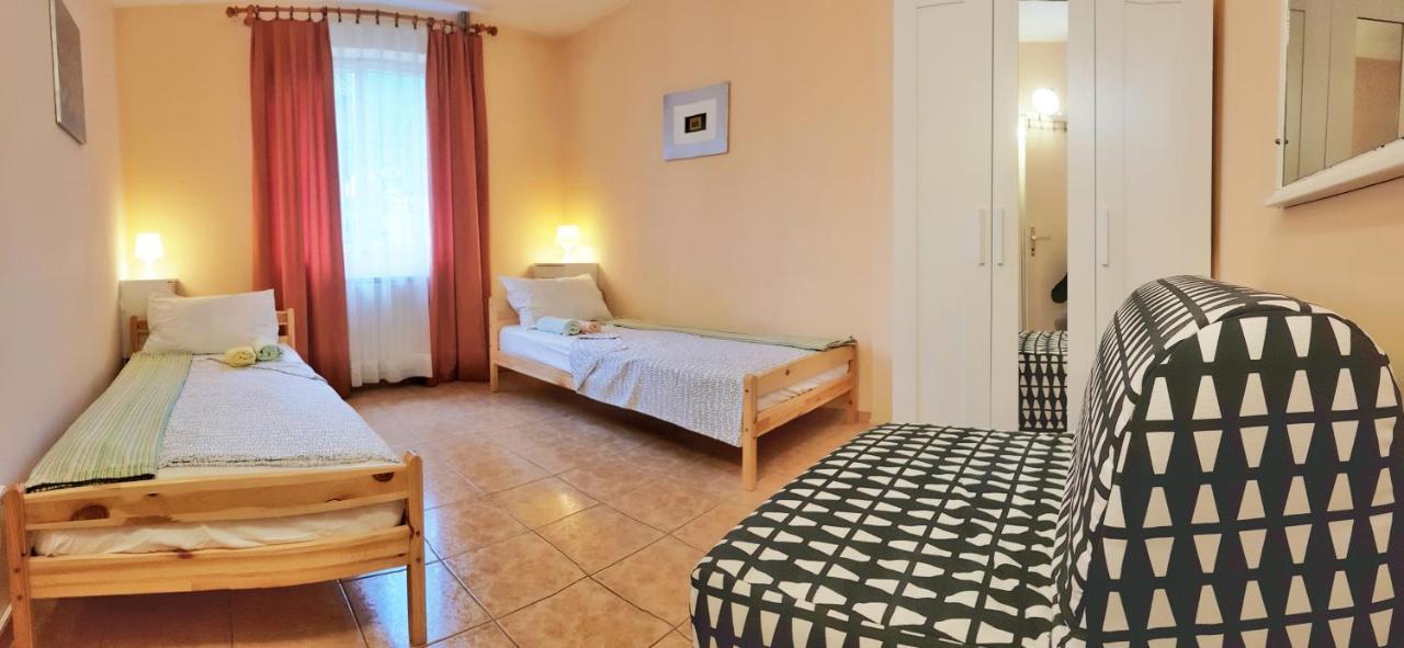 פורץ Apartments Lori מראה חיצוני תמונה