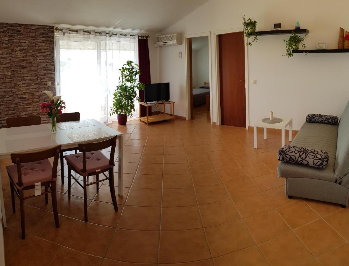 פורץ Apartments Lori מראה חיצוני תמונה