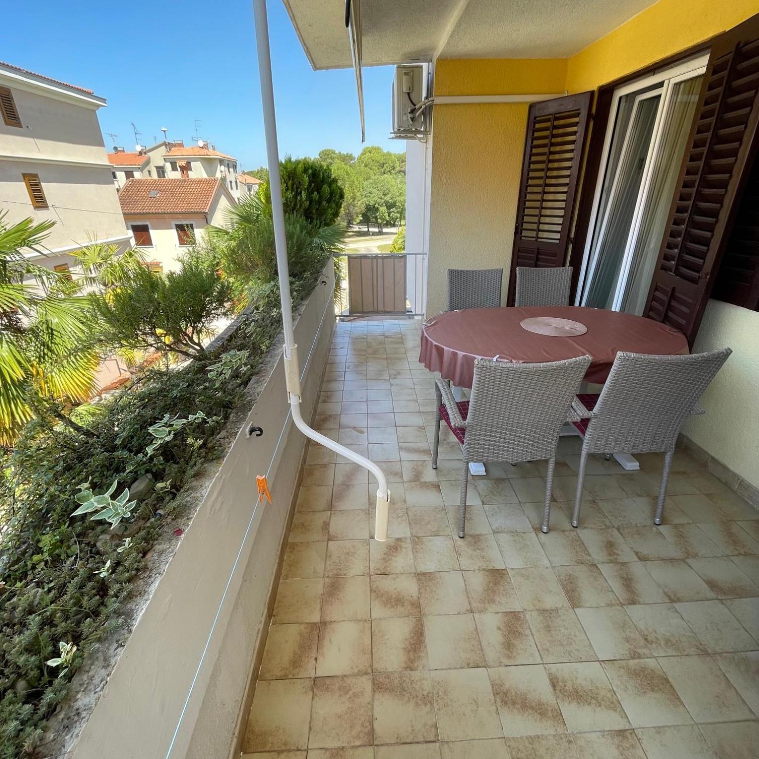 פורץ Apartments Lori מראה חיצוני תמונה