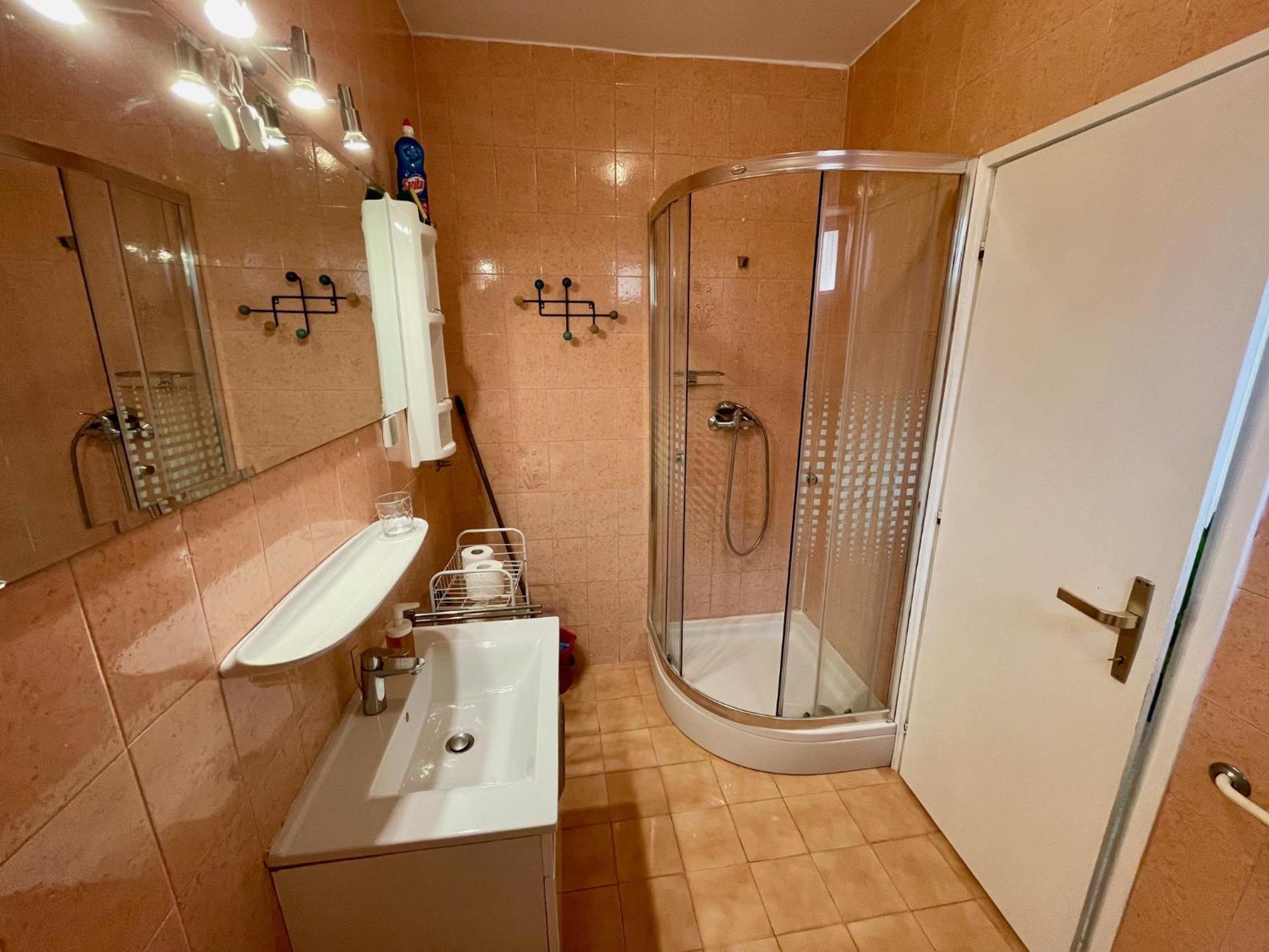 פורץ Apartments Lori מראה חיצוני תמונה