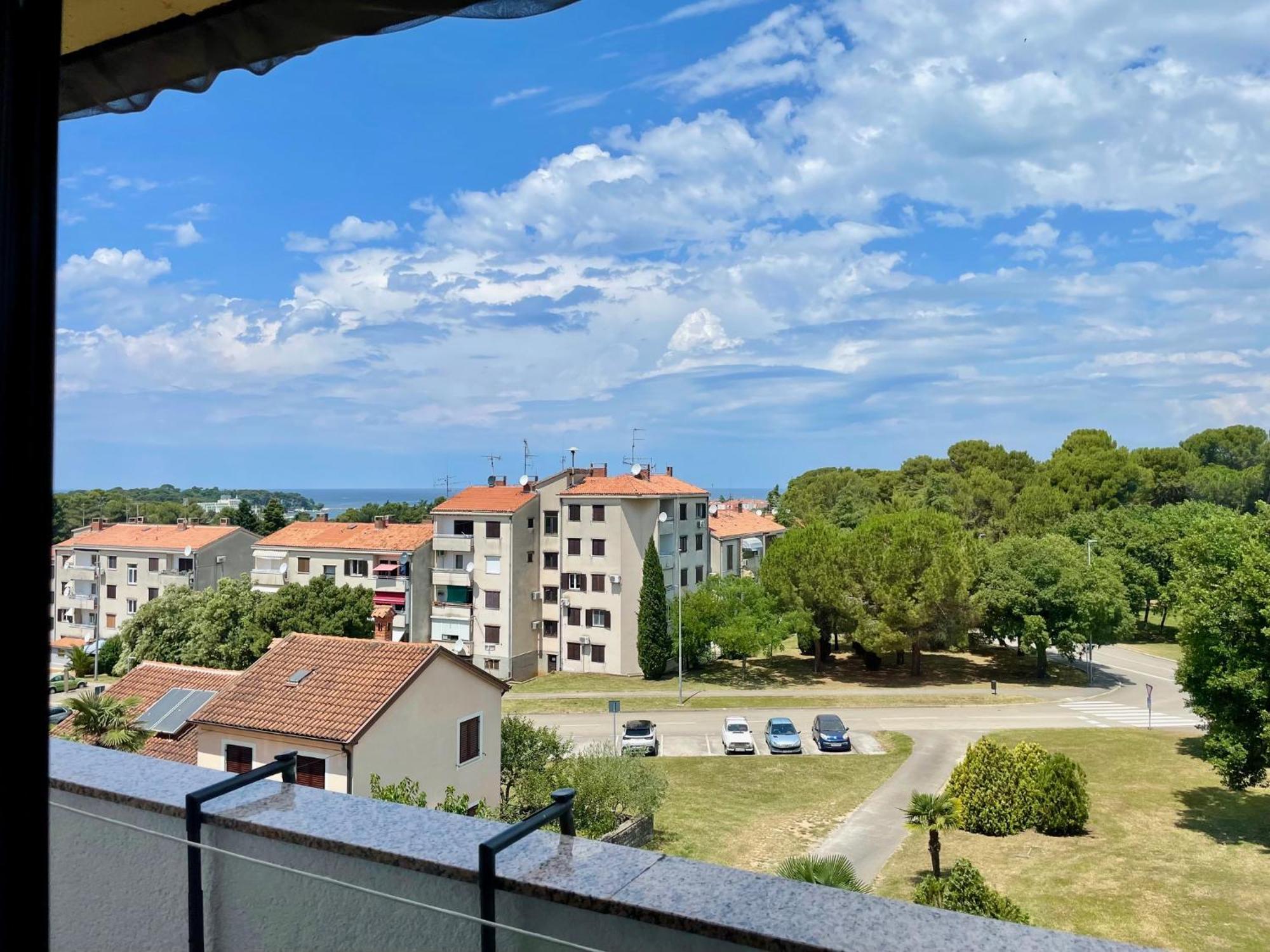 פורץ Apartments Lori מראה חיצוני תמונה